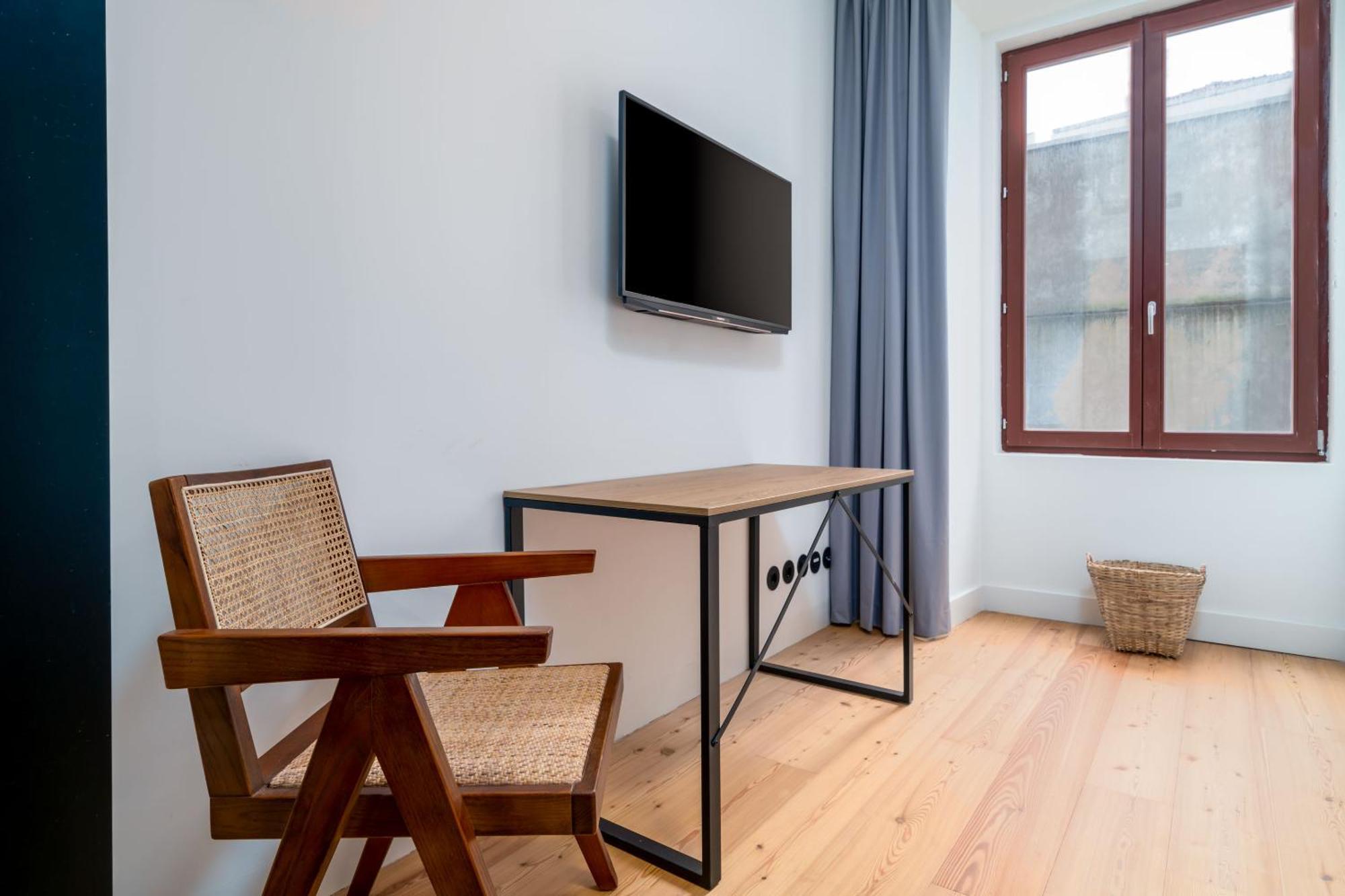 Limehome Rua Oliveiras Guest house